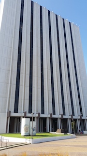 domestic_viol_summ_59_-_compton_courthouse.jpg