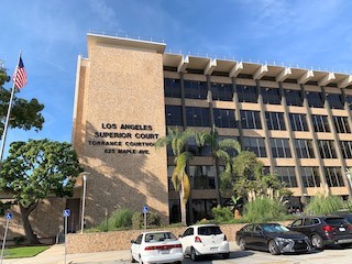 domestic_viol_summ_8_-_torrance_courthouse.jpg